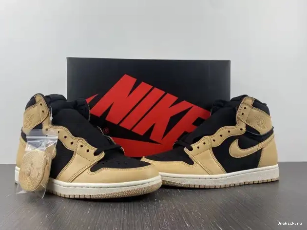 One Kick Jordan Heirloom 1 Air 555088-202 High OG 0624